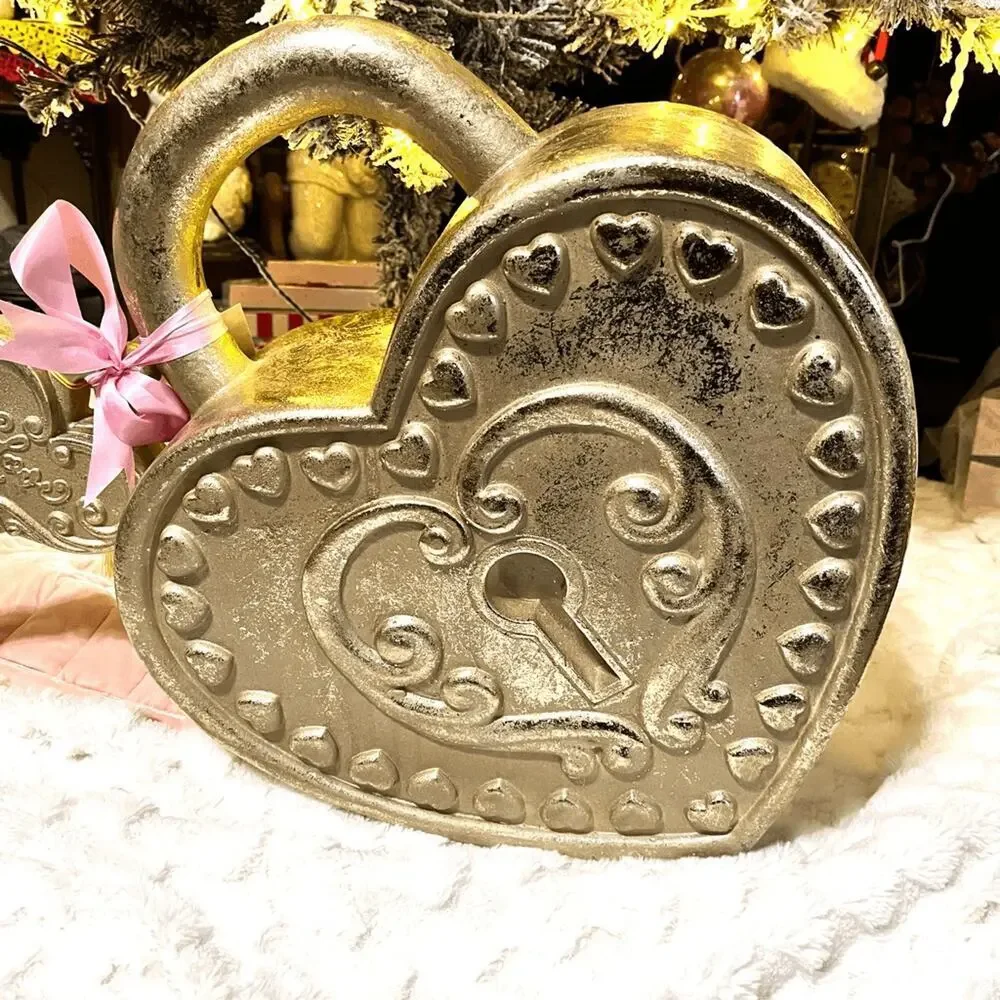 Tik Tok Viral Valentine’s Day Rachel Zoe Xtra Large Gold Heart With Key